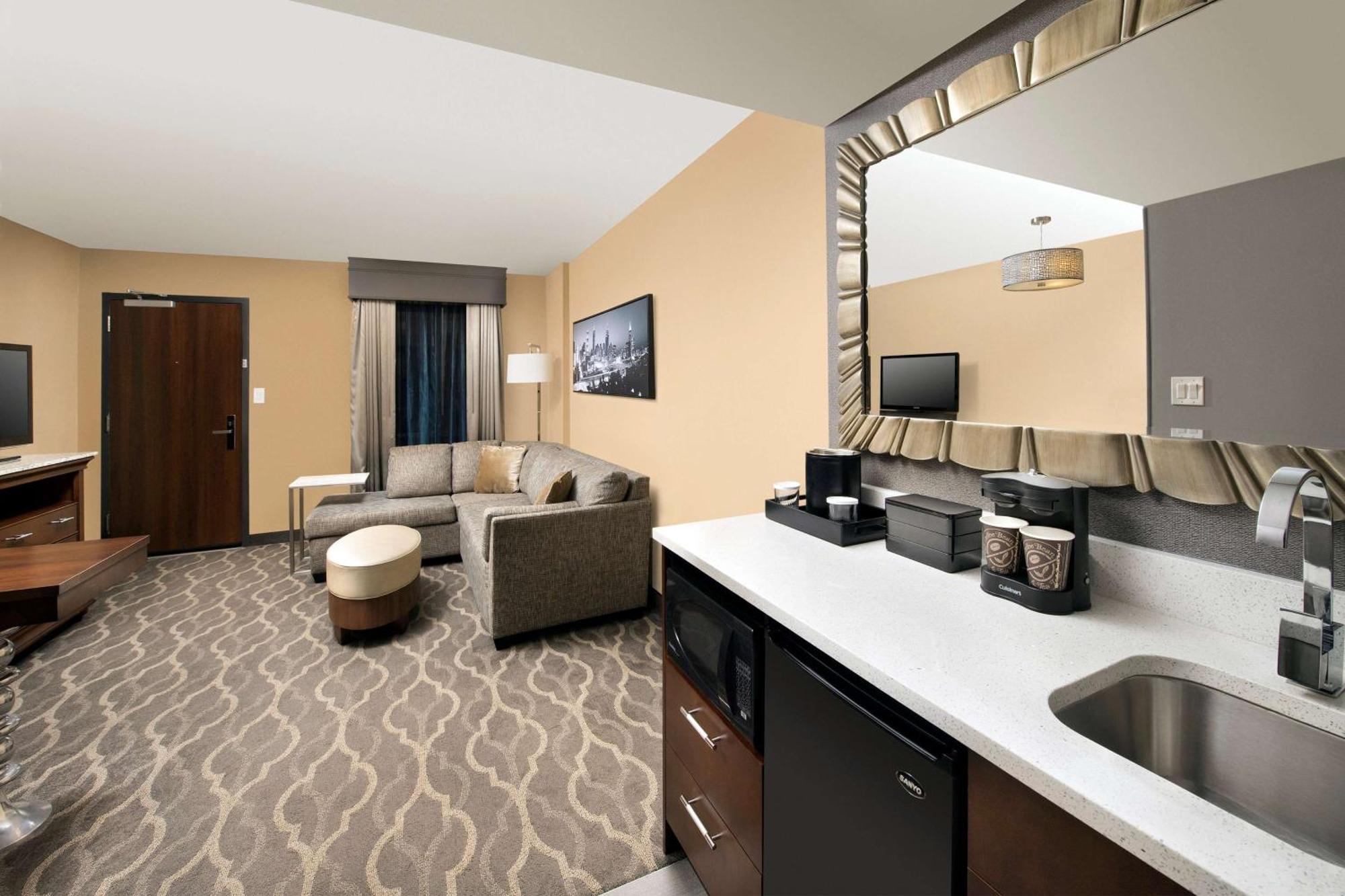 Embassy Suites By Hilton Atlanta Airport College Park Zewnętrze zdjęcie