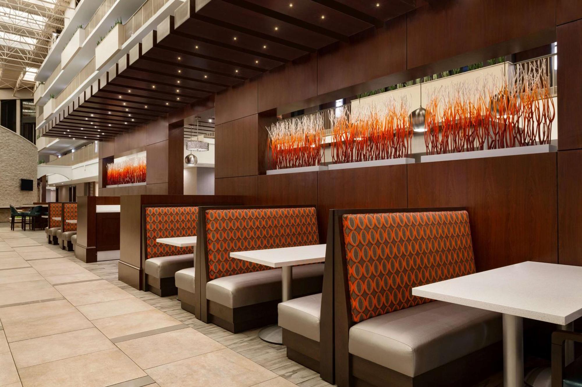 Embassy Suites By Hilton Atlanta Airport College Park Zewnętrze zdjęcie