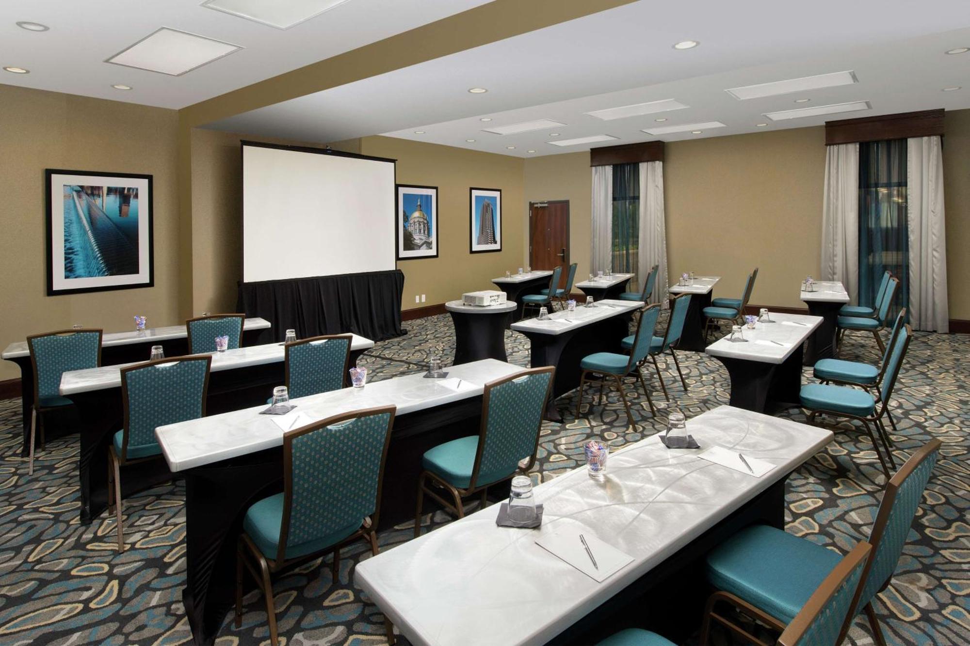 Embassy Suites By Hilton Atlanta Airport College Park Zewnętrze zdjęcie