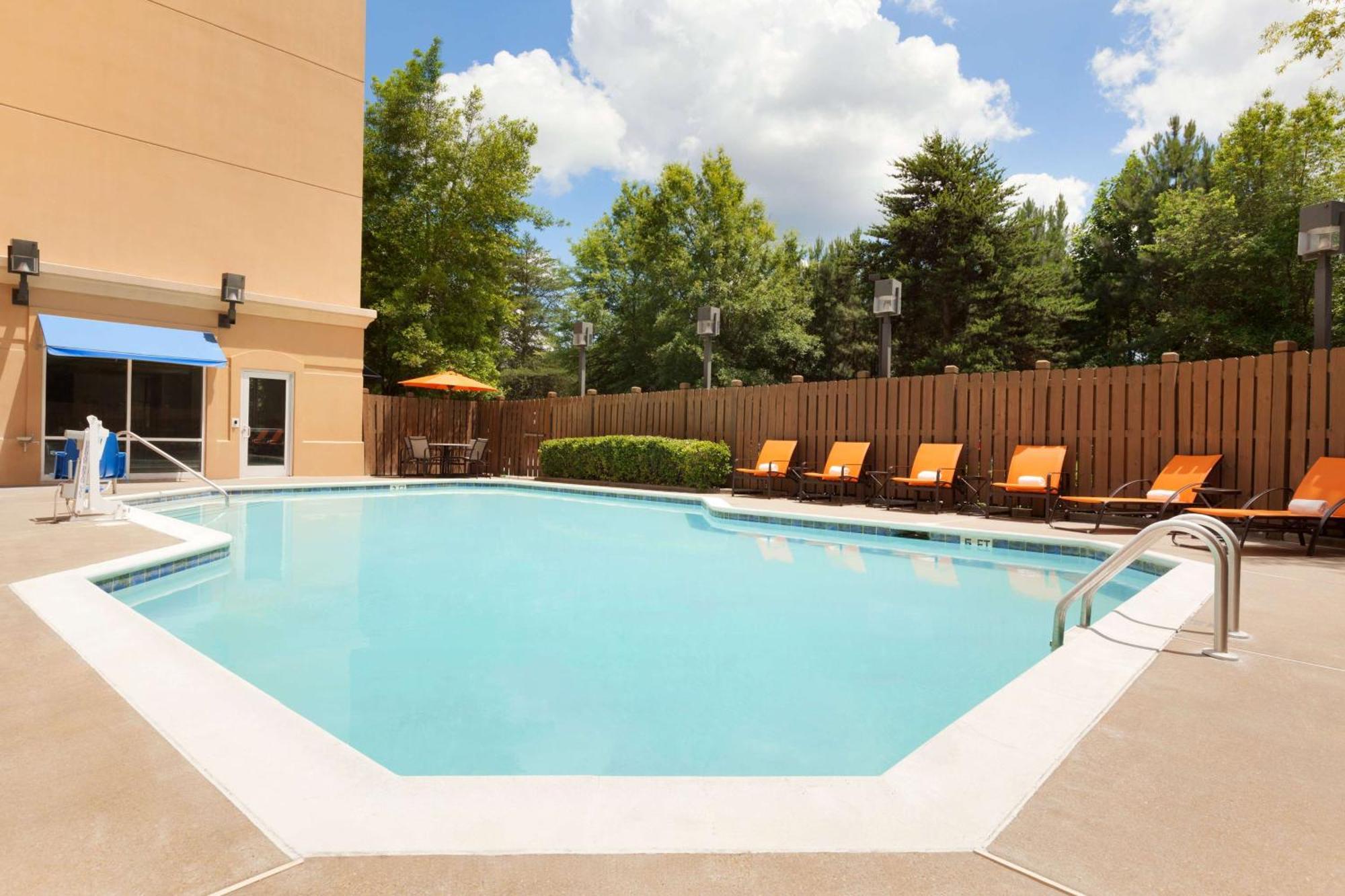 Embassy Suites By Hilton Atlanta Airport College Park Zewnętrze zdjęcie