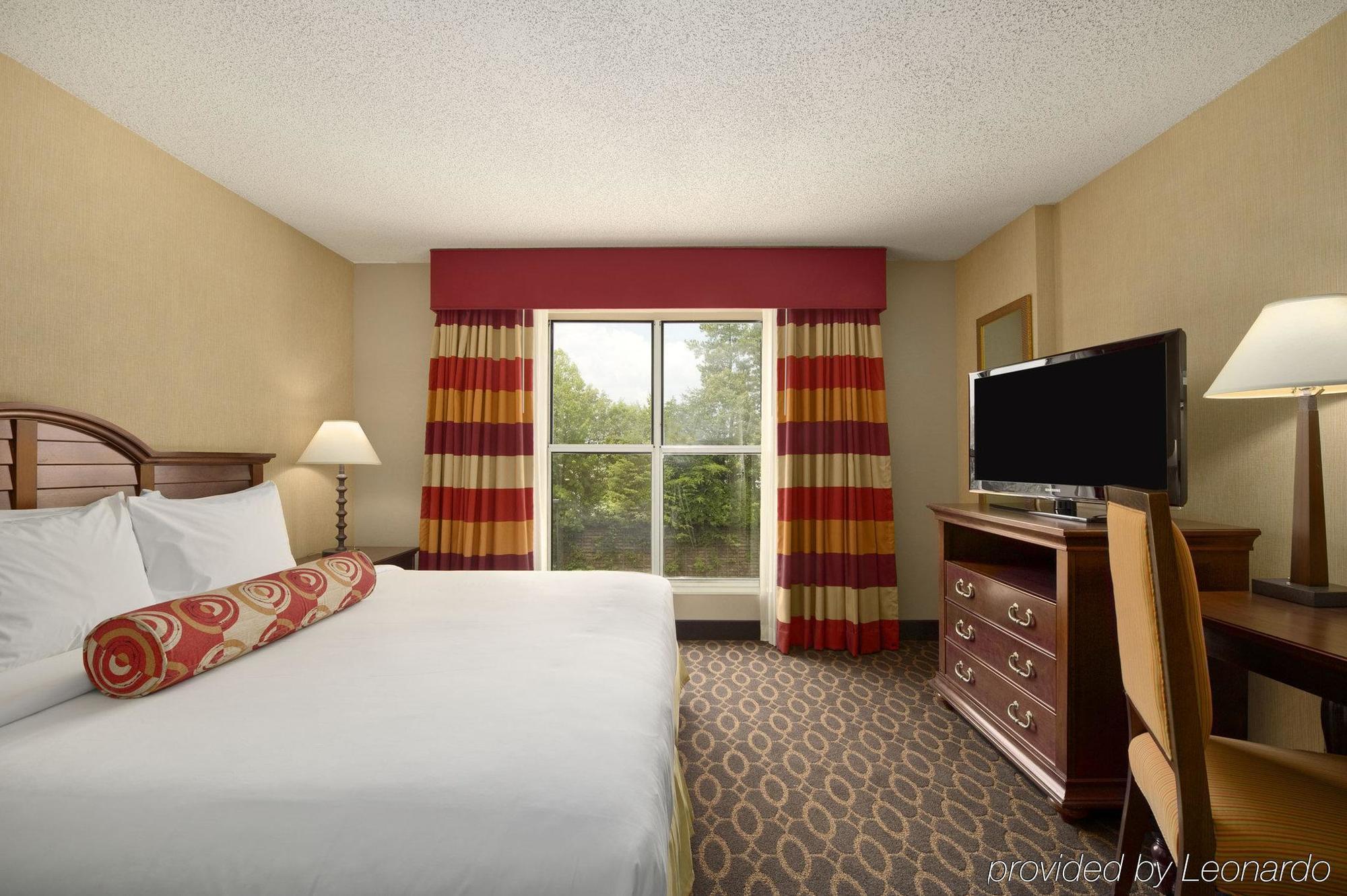 Embassy Suites By Hilton Atlanta Airport College Park Zewnętrze zdjęcie