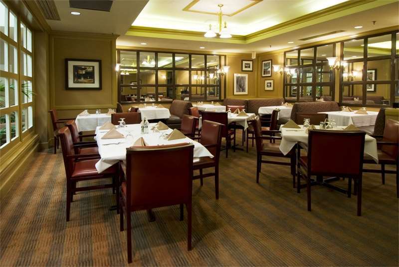 Embassy Suites By Hilton Atlanta Airport College Park Restauracja zdjęcie