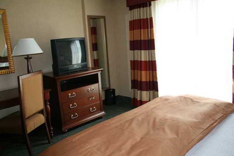 Embassy Suites By Hilton Atlanta Airport College Park Pokój zdjęcie